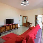 4 Bedroom Amazing In 度假居 哥尔顿