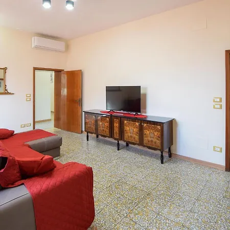 Casa vacanze 4 Bedroom Amazing In *