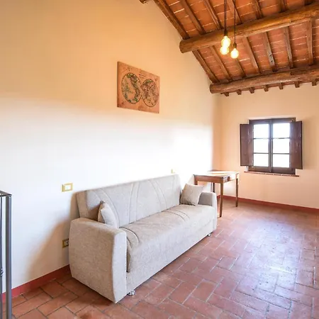 4 Bedroom Amazing In Holiday home Cortona