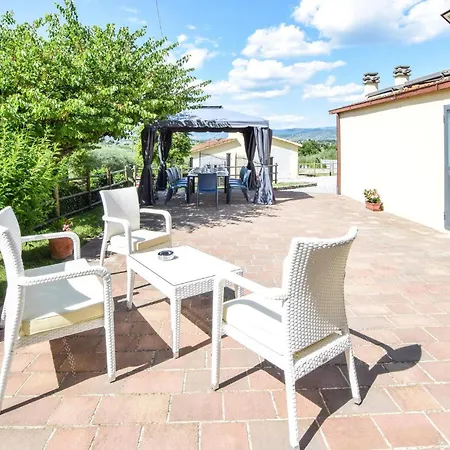 4 Bedroom Amazing In Holiday home Cortona