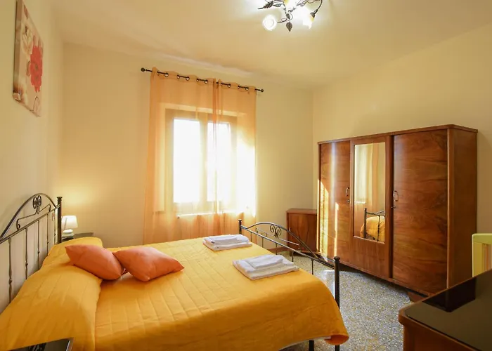 4 Bedroom Amazing In *